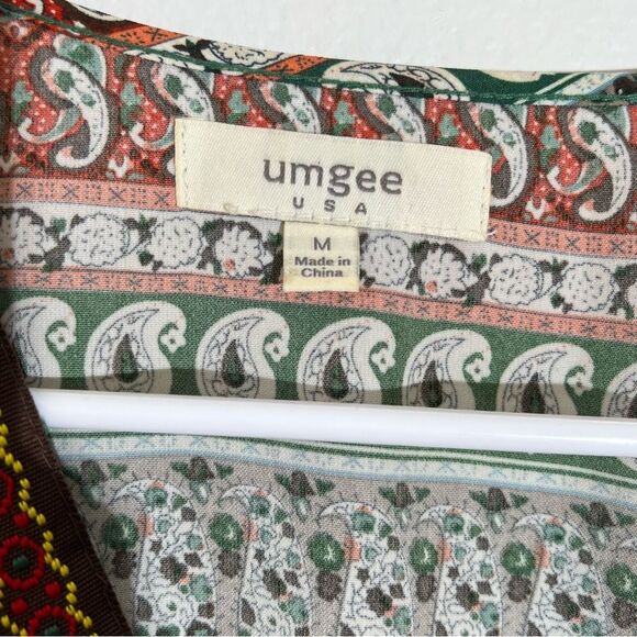 Umgee USA Boho Multicolor Paisley Print Tunic Top with Fringe Accents, Size M - Picture 5 of 7